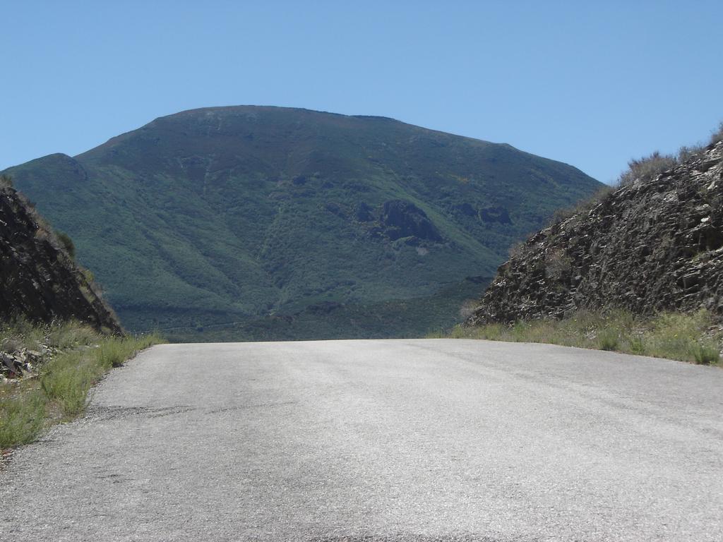 Carriles Romanos Villa Odollo Bagian luar foto